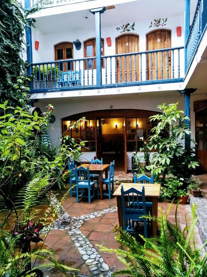 Hotel Dona Esther Otavalo Eksteriør bilde