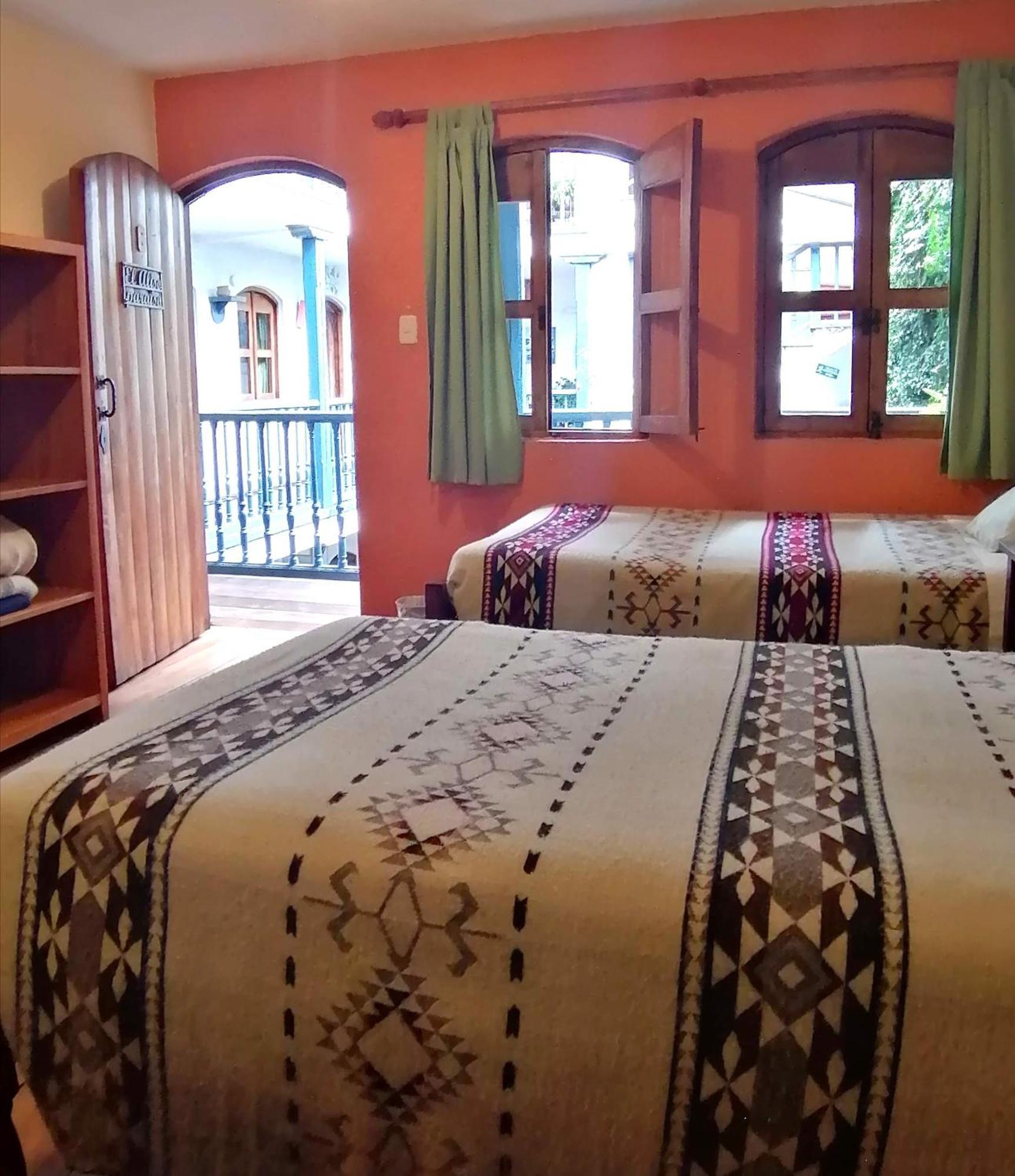 Hotel Dona Esther Otavalo Eksteriør bilde