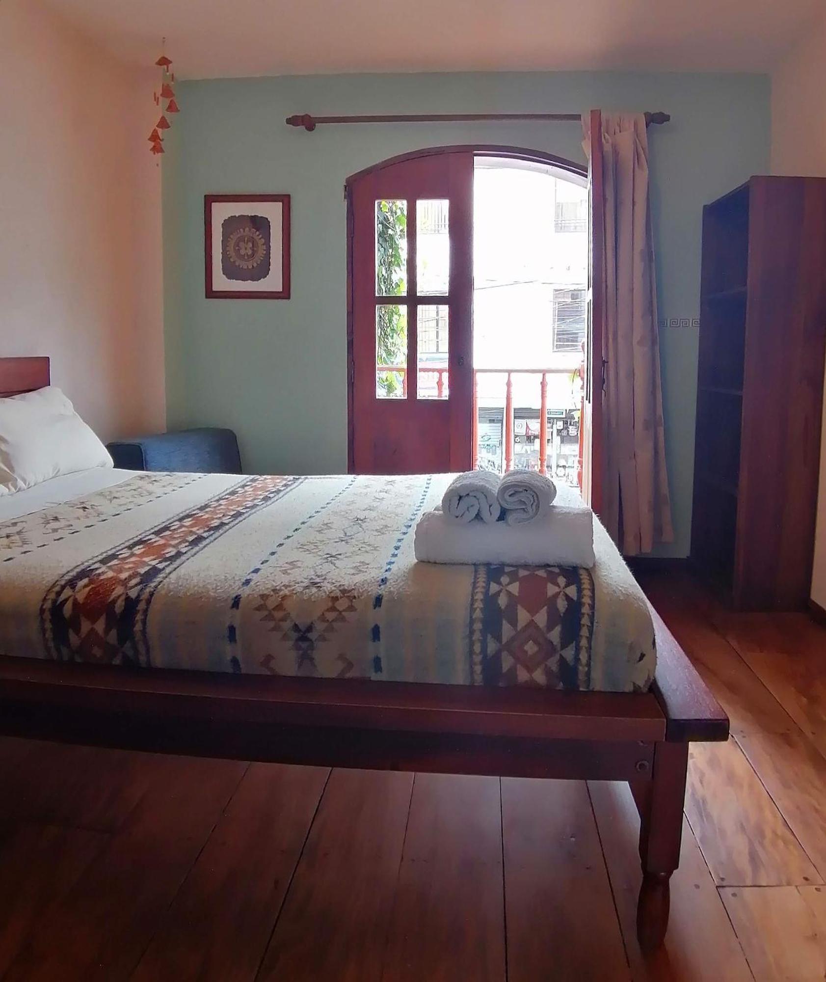 Hotel Dona Esther Otavalo Eksteriør bilde