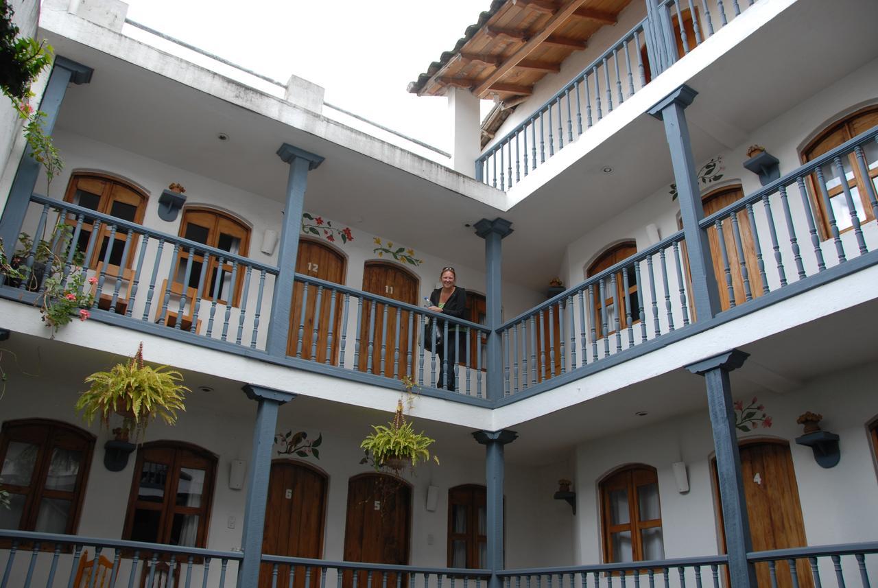 Hotel Dona Esther Otavalo Eksteriør bilde