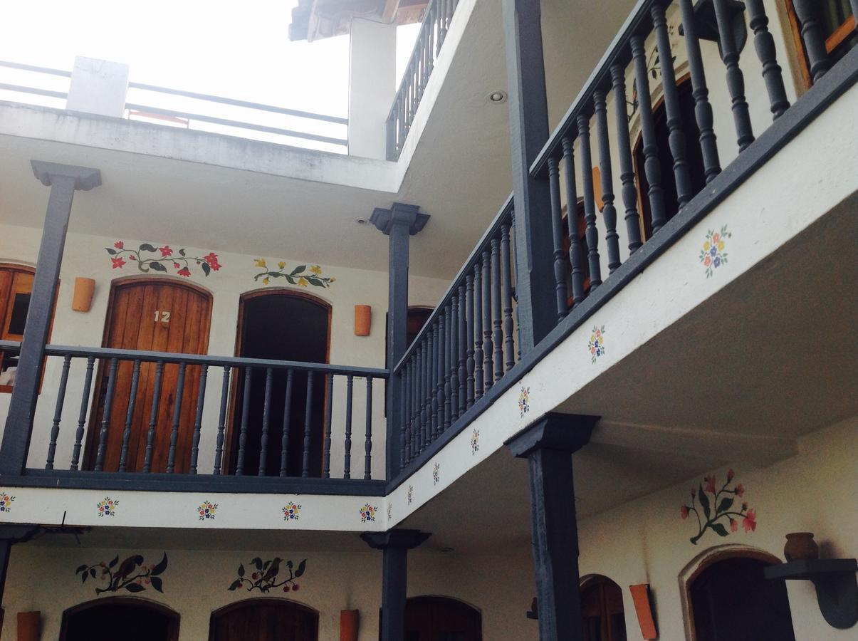 Hotel Dona Esther Otavalo Eksteriør bilde