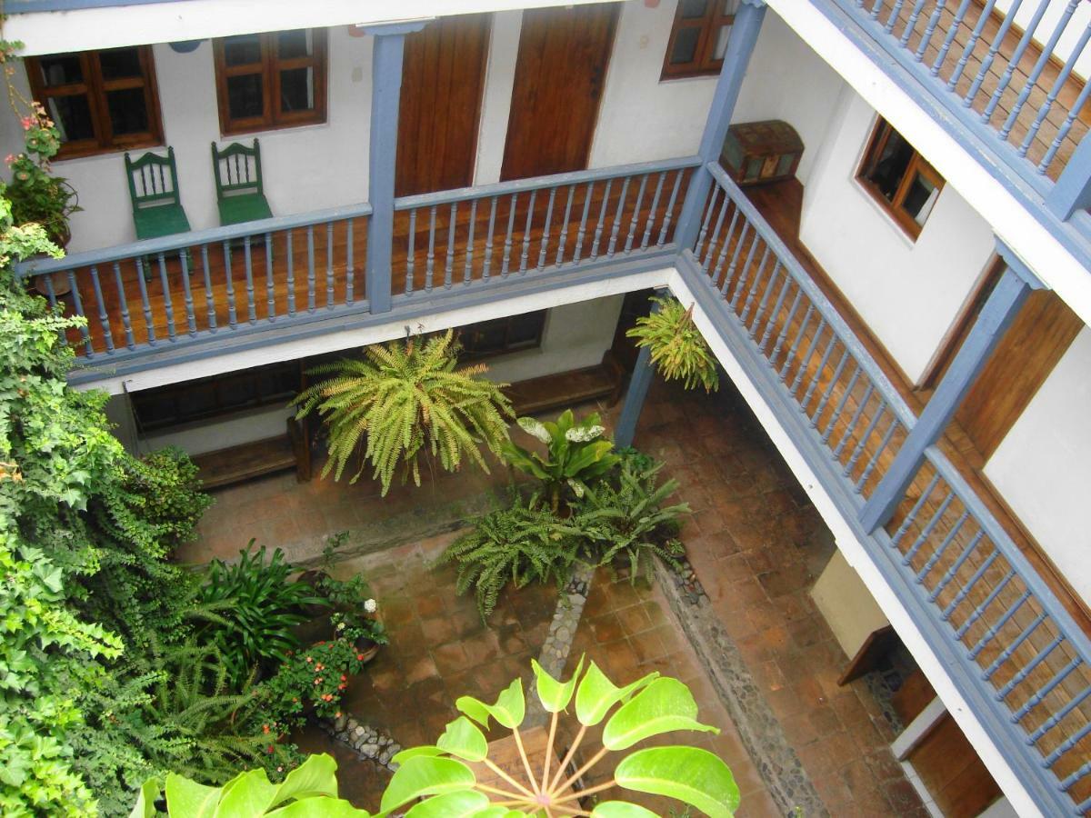 Hotel Dona Esther Otavalo Eksteriør bilde